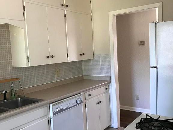 4th image of 4204 Garland St