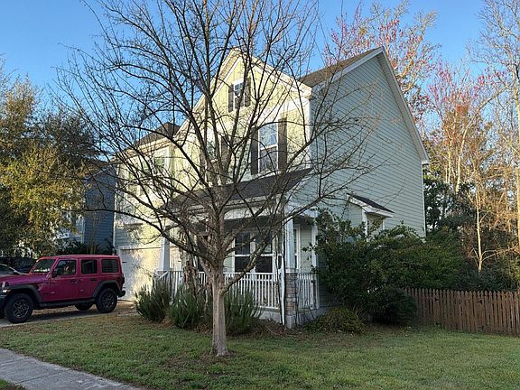 2nd image of 122 Elliott Creek Ln