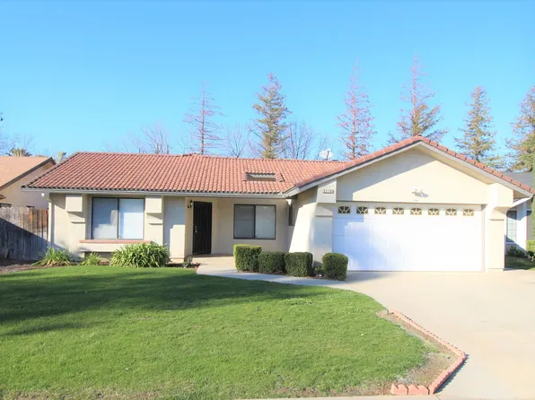 5110 W Kadota Ave, Fresno, CA 93722