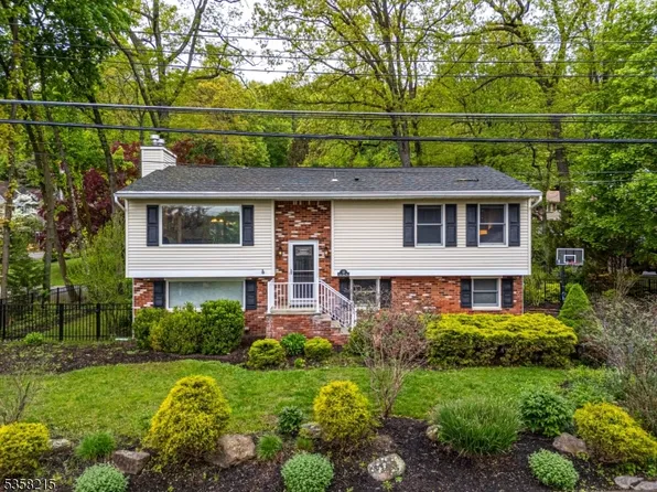 63 Cedar Lk W, Denville Twp., NJ 07834