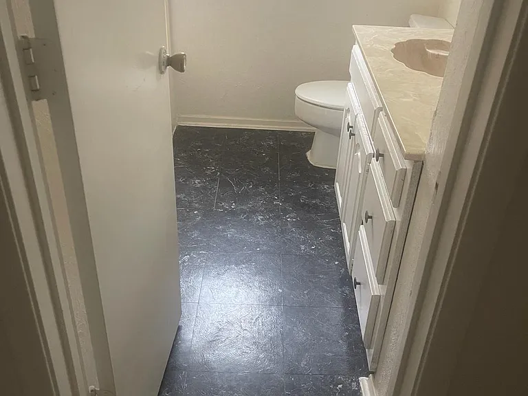 2512 La Paloma Dr — Photo 16