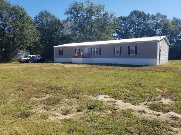 341 Owens Rd, Fort Mitchell, AL 36856
