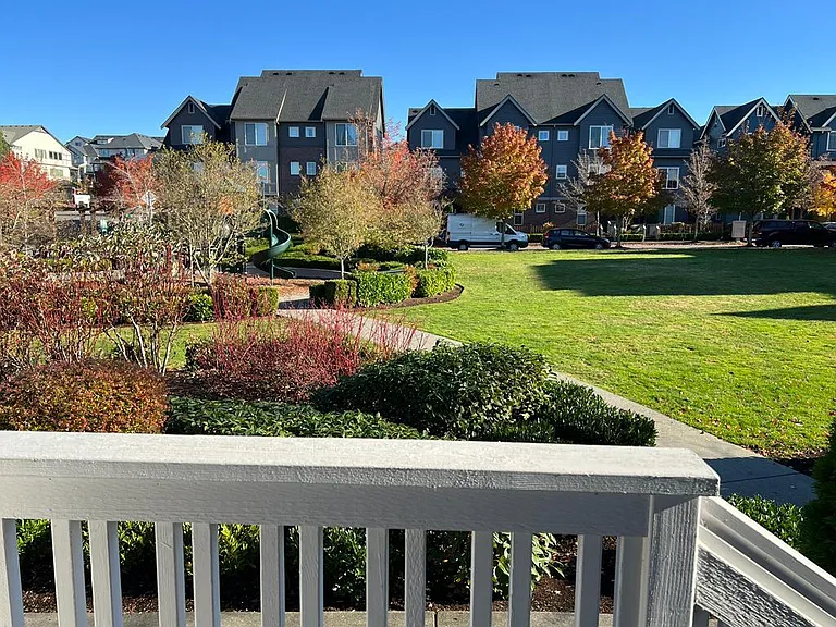 341 NE Eagle Way — Photo 25