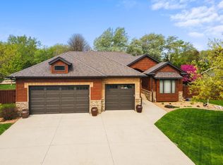 2750 Timber Ridge Pl NE, Owatonna, MN 55060