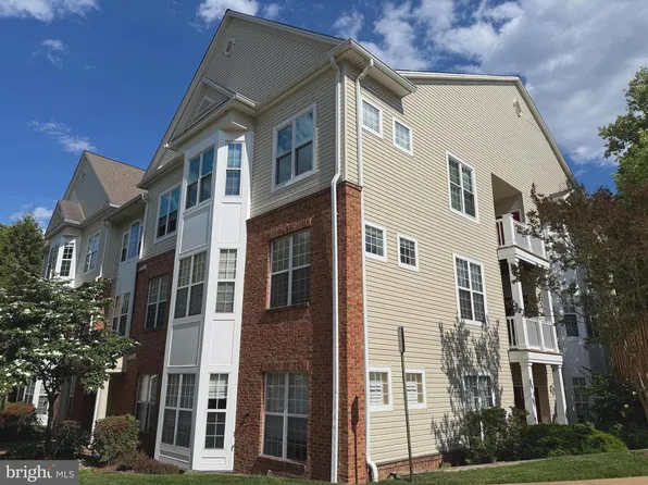 6495 Tayack Pl Unit 204, Alexandria, VA 22312