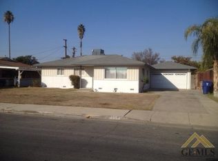 1506 Rosalia Dr, Bakersfield, CA 93304
