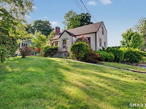 27 Lund Avenue, Stamford, CT 06907