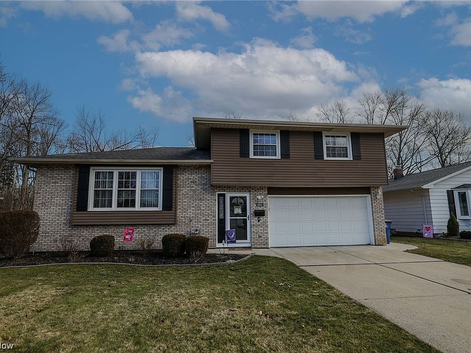 1st image of 261 E Overlook Dr