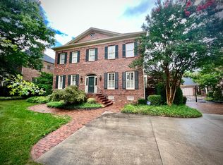 1107 S Kings Dr, Charlotte, NC 28207