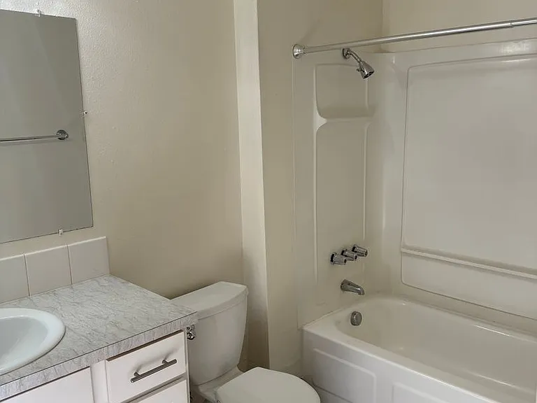 S815 - Star Apartments — Photo 48