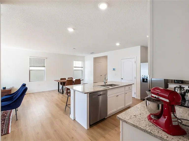 2630 Angel Falls Dr — Photo 11