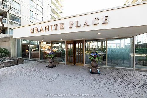 61 Saint Clair Ave W #805 Photo 1