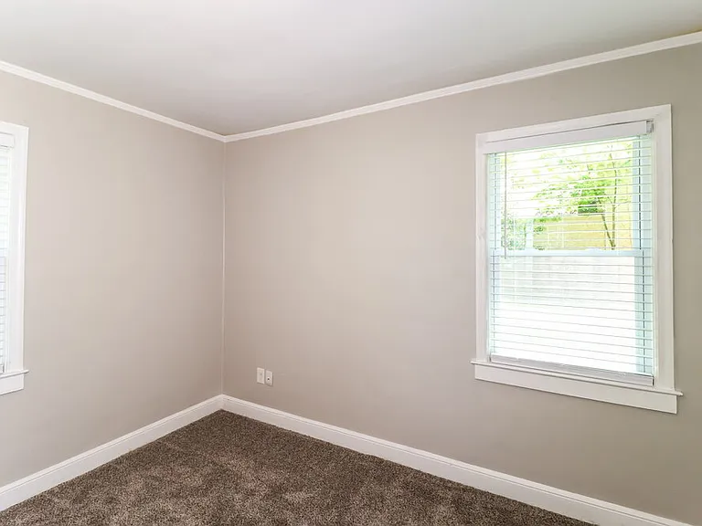 5447 Park Ave — Photo 14