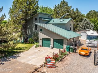 2905 Schofield Ln, Farmington, NM 87401