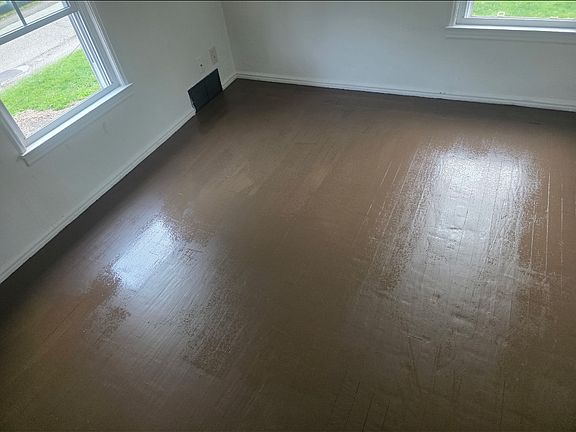 5th image of 3647 Arden Blvd