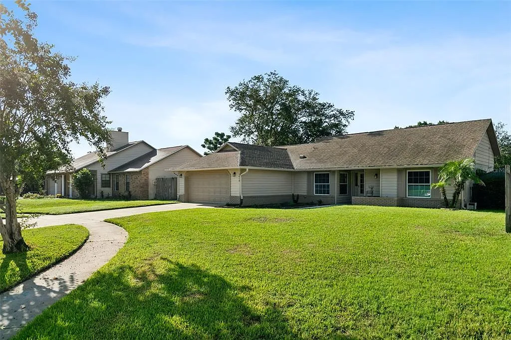 3 bed, 2.0 bath, 1441 sqft, $2,850 — Photo 3