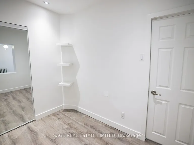 8 Brookmount Rd #2 — Photo 12