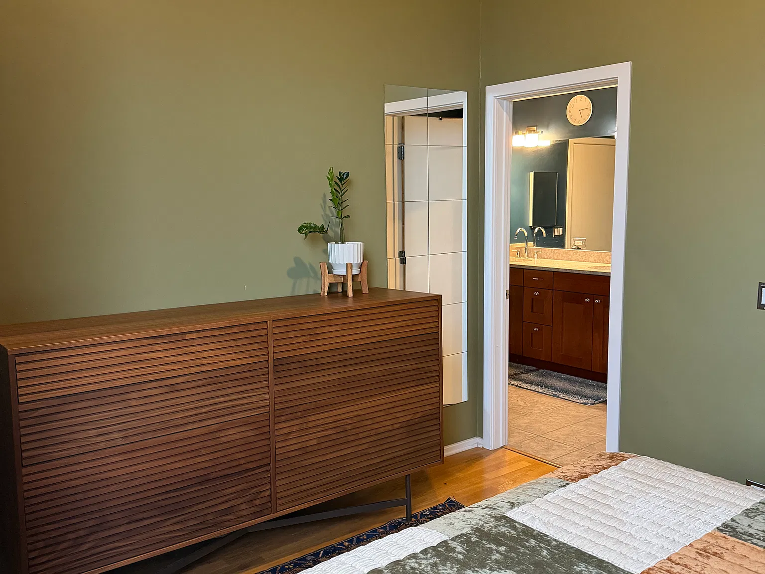 2 bed, 920 sqft, $2,750 — Photo 3