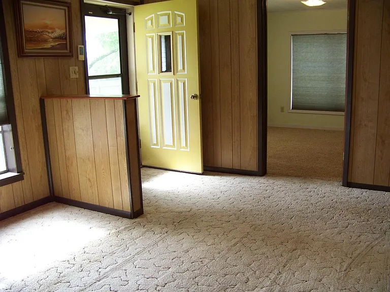801 Wood Springs Rd — Photo 9