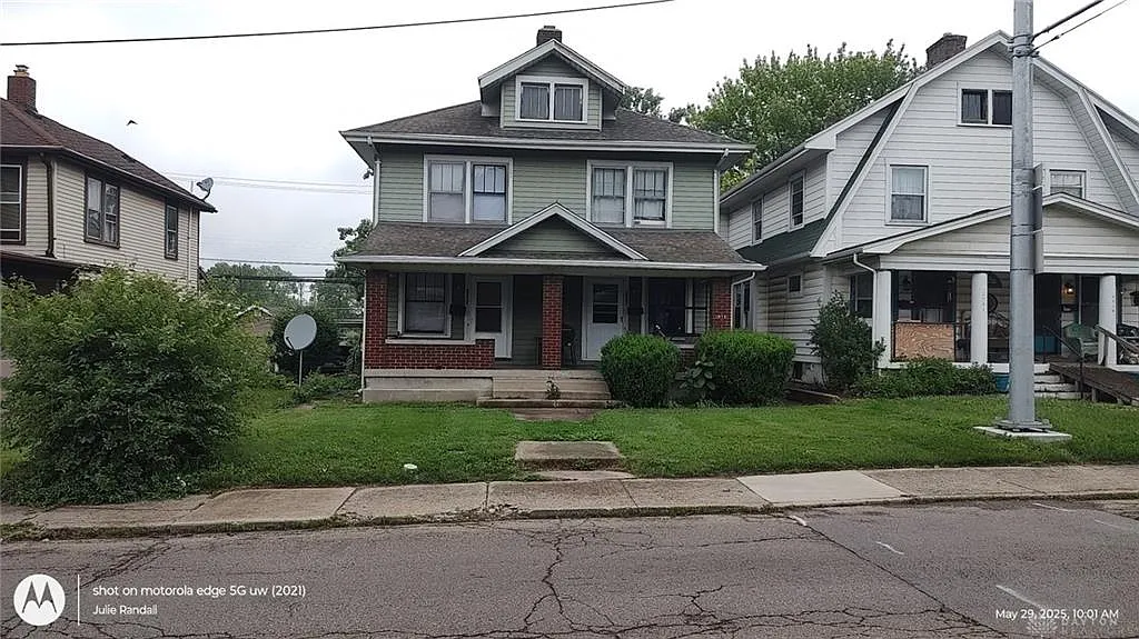 3 bed, 1.0 bath, 2392 sqft, $1,175 — Photo 1
