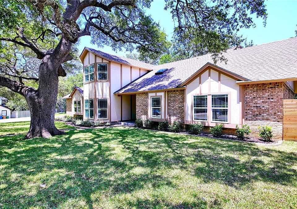 1st image of 10804 Leafwood Ln