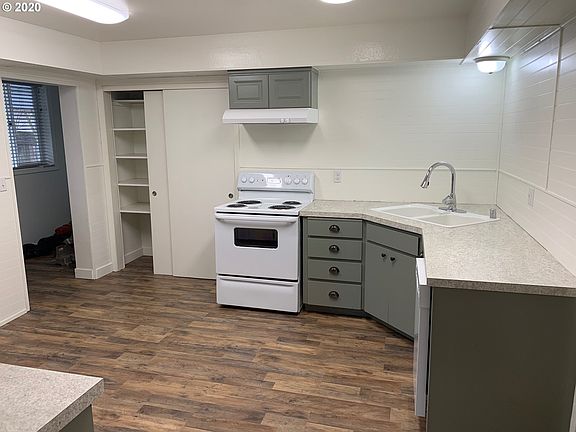 5th image of 10202 NE 75th Way