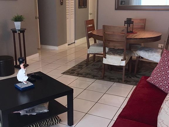 Big pass thru opening Kitchen to spacious bright living room