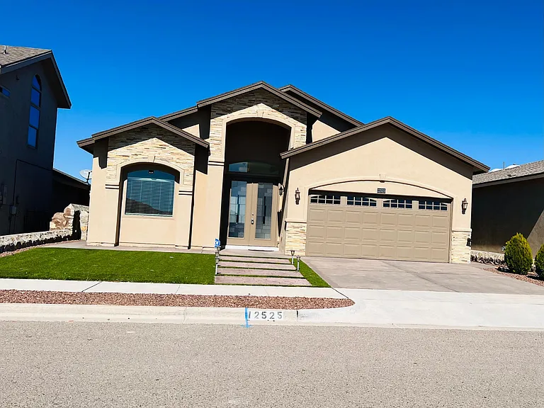 12525 Arrow Weed Dr — Photo 1