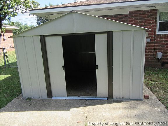 4th image of 5106 Tulip Dr
