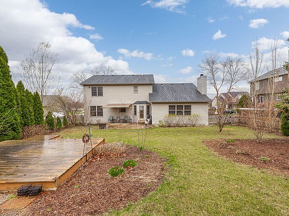 3rd image of 1334 Walsh Dr