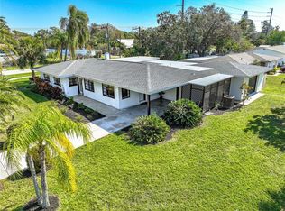 1756 Livingstone St, Sarasota, FL 34231