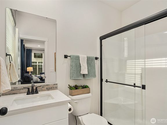 4th image of 12051 127th Avenue Ct E