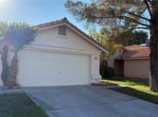 42 Quiet Desert Ln, Henderson, NV 89074