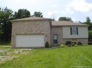 11637 S Priddy Dr, Pekin, IN 47165