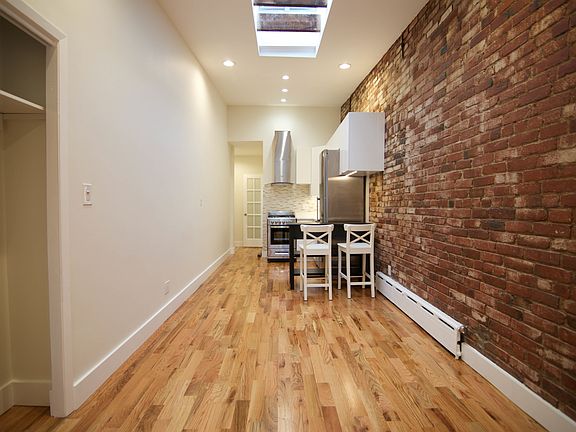 2nd image of 583 Meeker Ave #3RDFLRLL