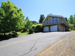 4089 Bayberry Dr, Santa Rosa, CA 95404