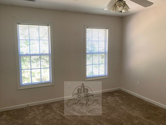 5th image of 110 Anna St #9