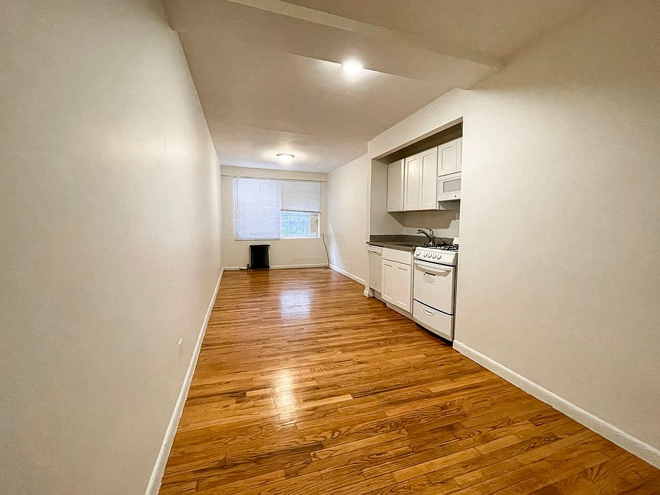 1st image of 230 W 27th St #2B