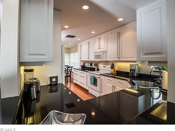 5th image of 2620 Sailors Way #202