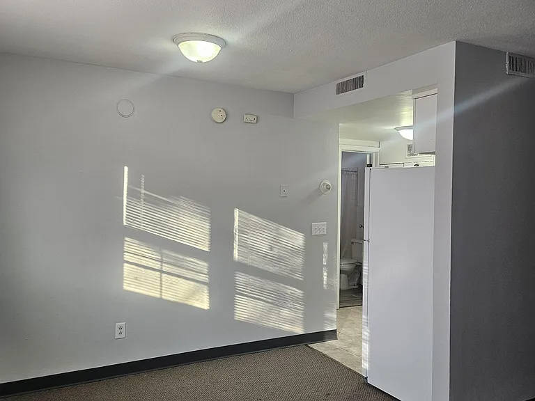 4525 4th Ave S #8 — Photo 9
