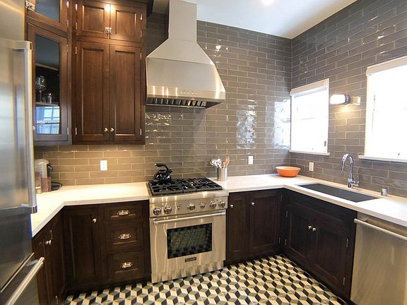 4th image of 1330 N Harper Ave APT 127
