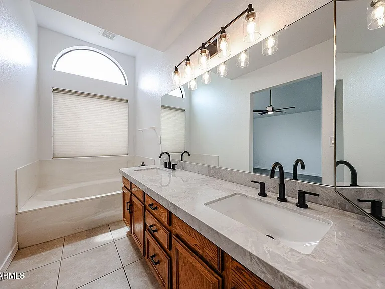9429 E Camino Del Santo — Photo 14
