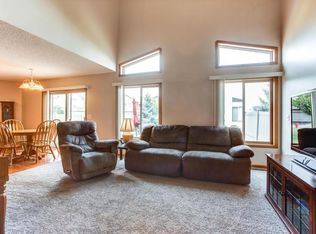 705 Bradbury Cir, Jordan, MN 55352