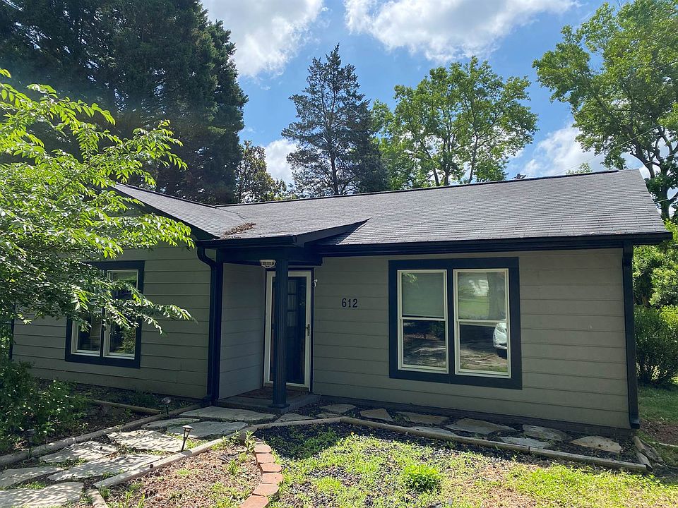 1st image of 612 Ole Lamp Ln