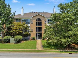 8508 Atrium Dr APT 1101, Louisville, KY 40220