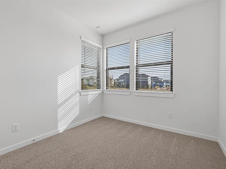 1213 Mercantile St — Photo 29