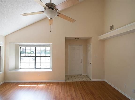 4th image of 639 Albrook Dr