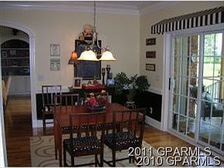 3rd image of 1686 S Oak Ln
