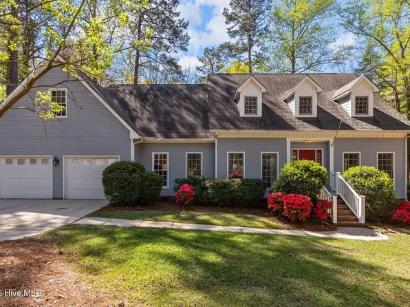 455 Clearfield Lane, Southern Pines, NC 28387