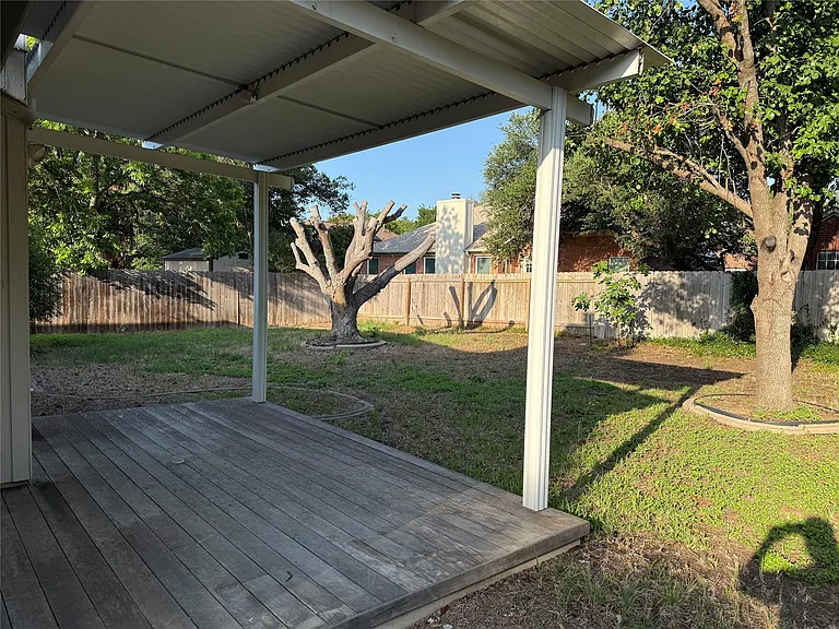 1316 Mesquite Rd — Photo 24